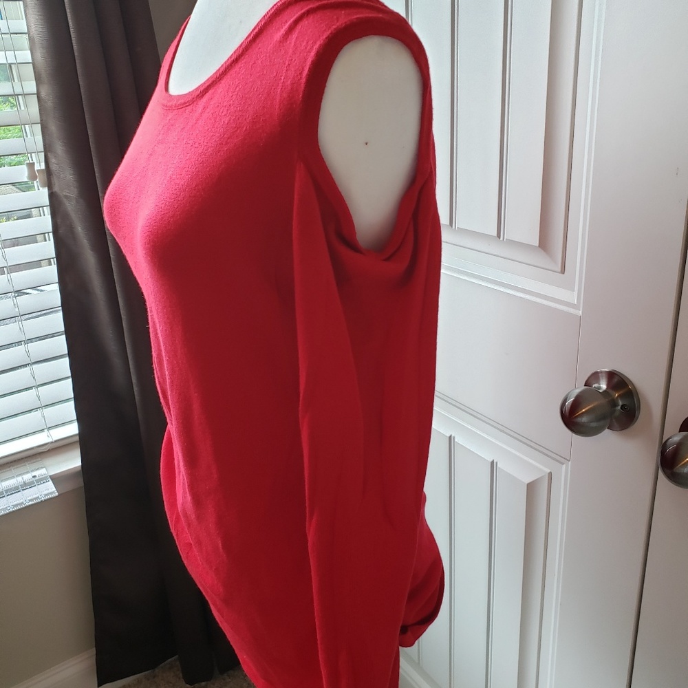 Alison Andrew Cold shoulder red sweater Sz L